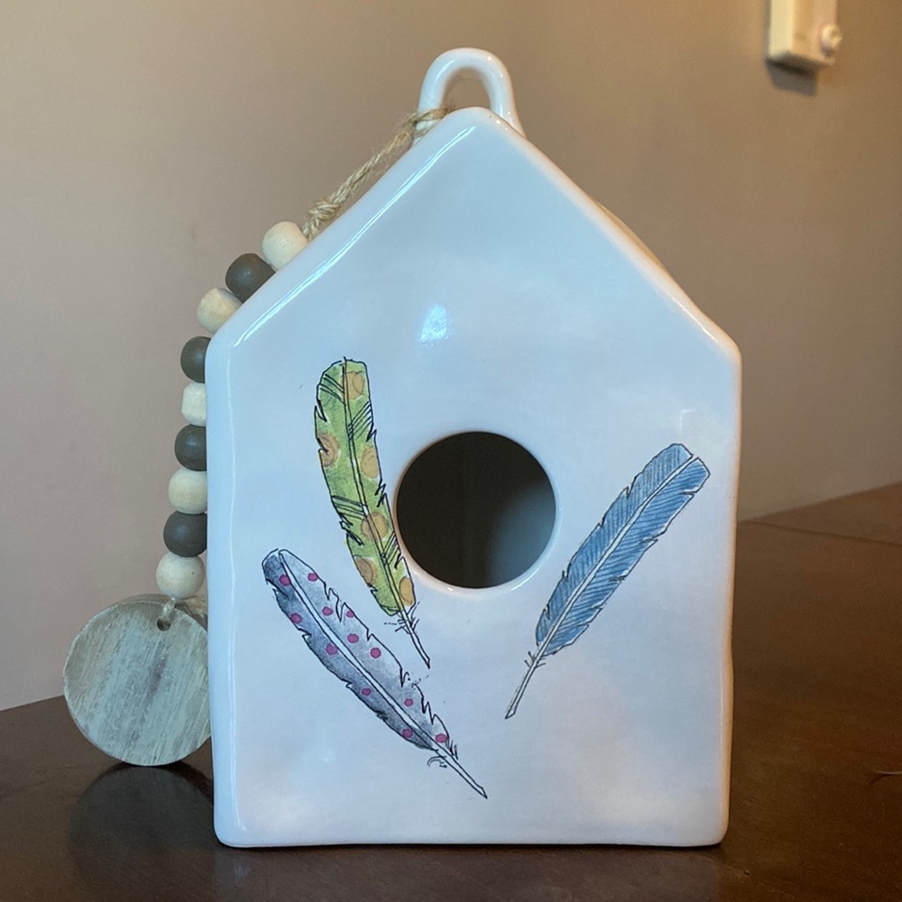 Rae Dunn 2017 FEATHERED BIRDHOUSE - Picture 1 of 5